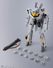 画像をギャラリービューアに読み込む, 【予約】 DX超合金 超時空要塞マクロス VF-1S バルキリー ロイ・フォッカースペシャル リバイバルVer. 塗装済み可動フィギュア