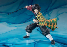 画像をギャラリービューアに読み込む, 【予約】 S.H.フィギュアーツ 鬼滅の刃 冨岡義勇 約150mm PVC&ABS製 塗装済み可動フィギュア