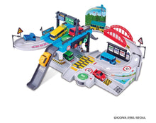画像をギャラリービューアに読み込む, 【予約】 ちびっこバス タヨ くねくね道路&信号機プレイセット 対象年齢 3 才以上