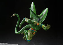 画像をギャラリービューアに読み込む, 【新品】 S.H.Figuarts ドラゴンボールZ セル 第一形態(再販版) 約170mm PVC&ABS製 塗装済み可動フィギュア 佐賀