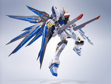 画像をギャラリービューアに読み込む, 【新品】 ROBOT魂 機動戦士ガンダムSEED DESTINY ＜SIDE MS＞ ストライクフリーダムガンダム [Re:Coordinate] 塗装済み可動フィギュア 佐賀

