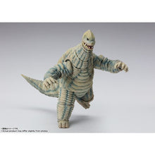 画像をギャラリービューアに読み込む, 【新品】 S.H.Figuarts ウルトラマン レッドキング 約160mm ABS&amp;PVC製 塗装済み可動フィギュア 倉庫
