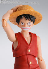 画像をギャラリービューアに読み込む, 【新品】 S.H.Figuarts ONE PIECE モンキー・D・ルフィ -冒険の夜明け- 塗装済み可動フィギュア 佐賀

