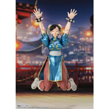 画像をギャラリービューアに読み込む, 【新品】 S.H.Figuarts ストリートファイター 春麗 -Outfit 2- 約150mm PVC&amp;ABS製 塗装済み可動フィギュア 佐賀
