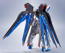 画像をギャラリービューアに読み込む, 【新品】 ROBOT魂 機動戦士ガンダムSEED DESTINY ＜SIDE MS＞ ストライクフリーダムガンダム [Re:Coordinate] 塗装済み可動フィギュア 佐賀
