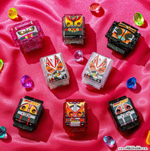 画像をギャラリービューアに読み込む, 【ランダム】【新品】 仮面ライダーガヴ DXレジェンドライダーゴチゾウシリーズ キラクリアバージョン04 1個 佐賀
