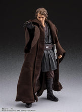 画像をギャラリービューアに読み込む, 【予約】 S.H.フィギュアーツ アナキン・スカイウォーカー -Classic Ver.- （STAR WARS: Revenge of the Sith） PVC&amp;ABS&amp;布製 塗装済み可動フィギュア
