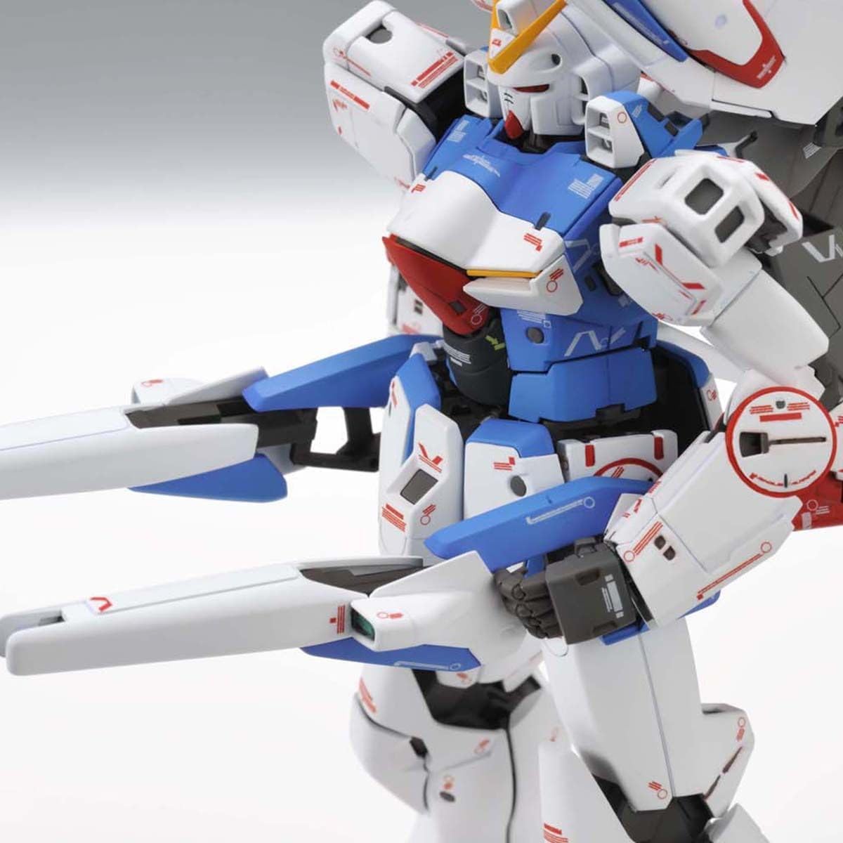 新品】 MG 機動戦士Vガンダム Vダッシュガンダム Ver.Ka 1/100スケール